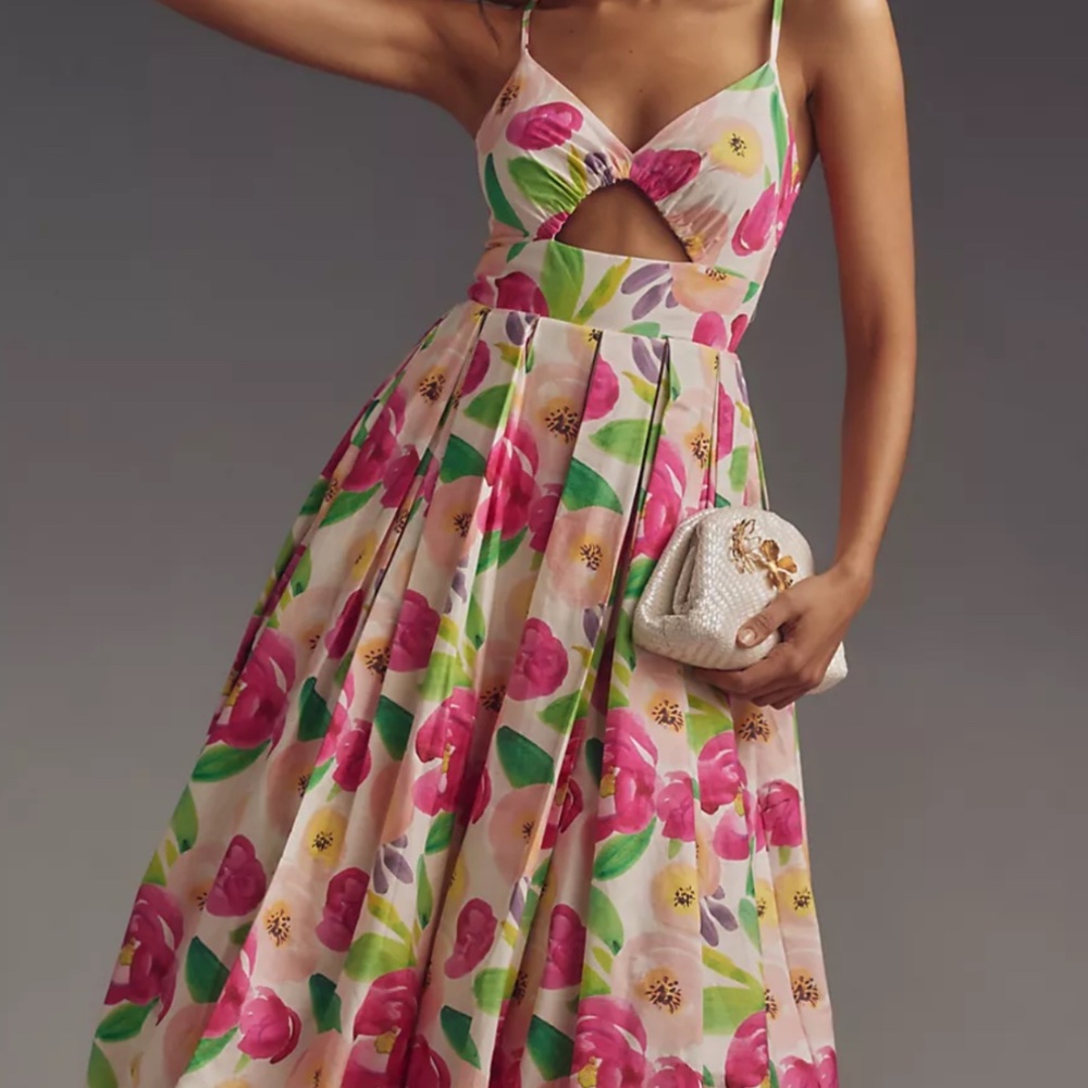 HUTCH SLEEVELESS V-NECK CUTOUT MIDI DRESS